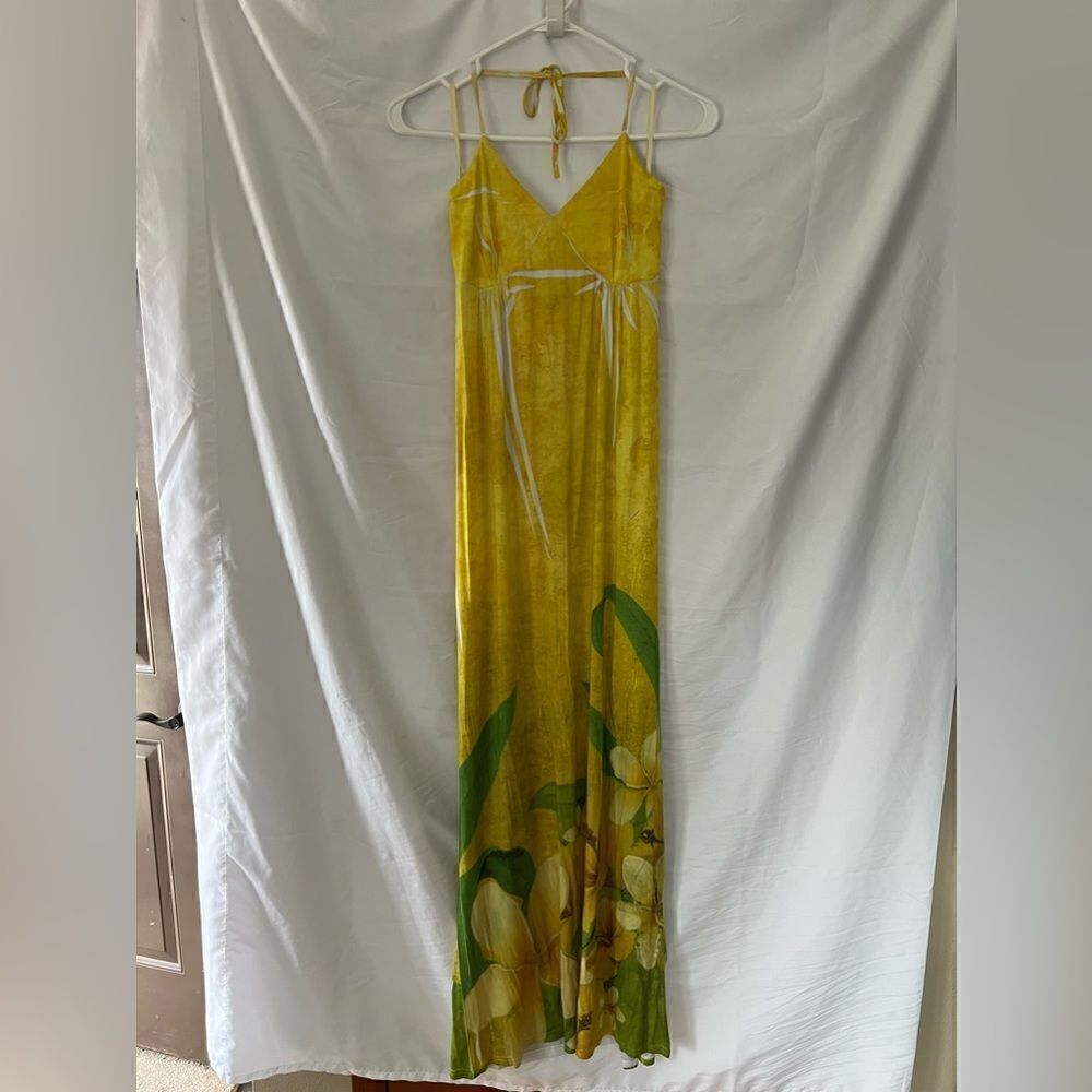 Style Works tropical gold and green long light weight dress.